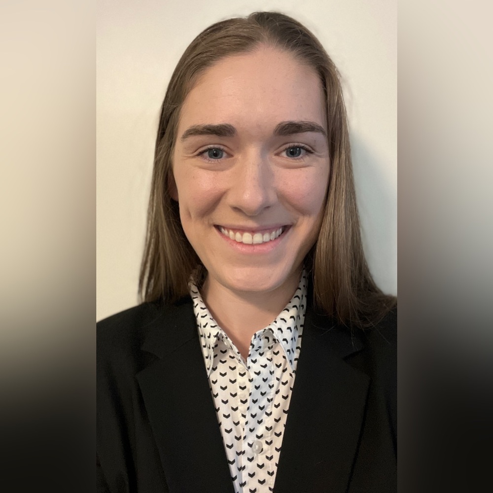 Meet your Posher, Tiffany